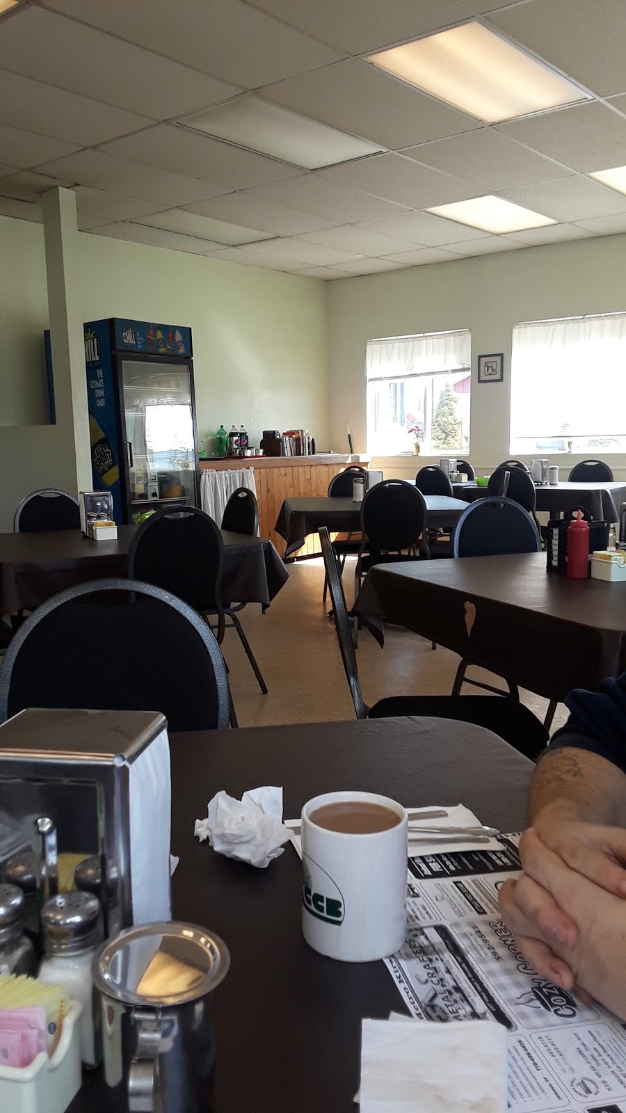 Cozy Corner | 690 E Main St, Springville, NY 14141, USA | Phone: (716) 592-9545