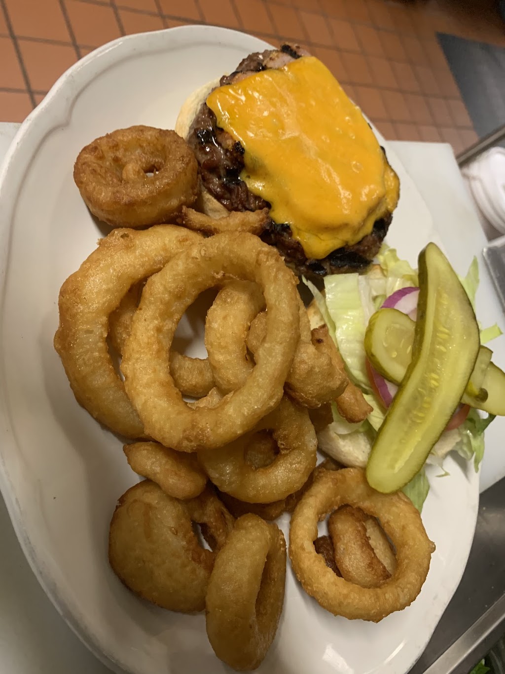 The County Heaven Pub | 426 King St E, Cobourg, ON K9A 1M3, Canada | Phone: (289) 252-1611