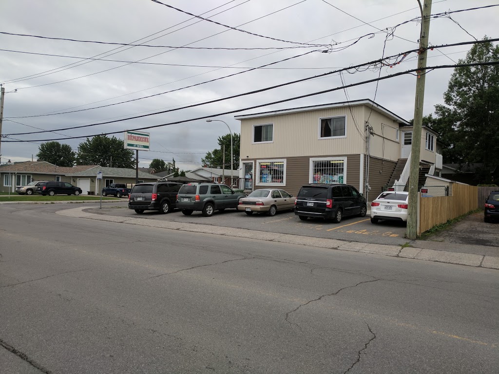 Depanneur St Regis | 46 Montée Saint-Régis, Saint-Constant, QC J5A 1Y1, Canada | Phone: (450) 632-3885