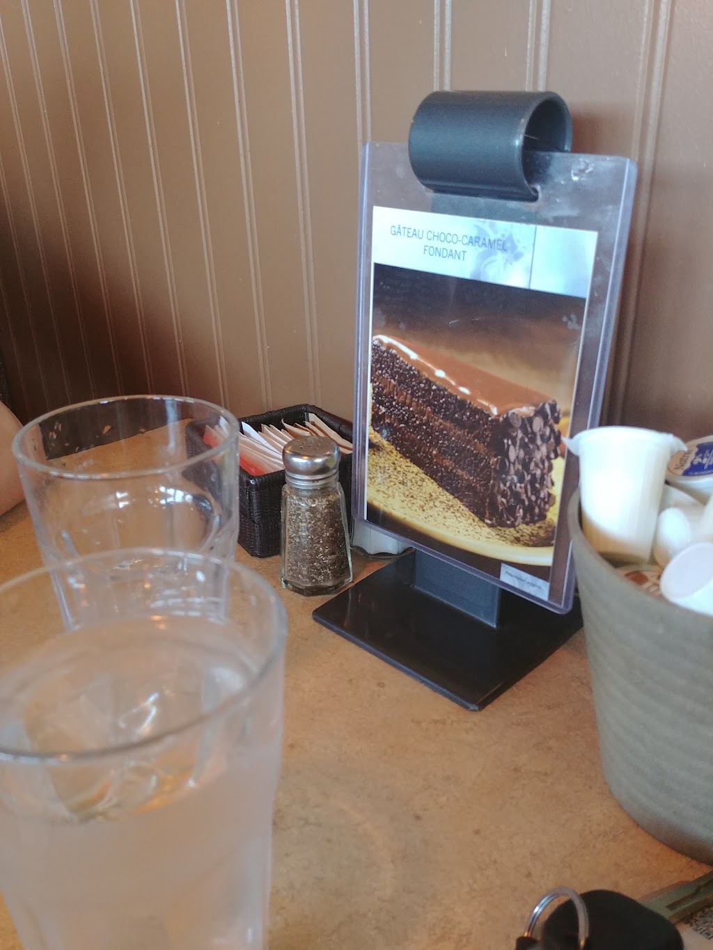 Restaurant Auger | 4082 Bd des Hêtres, Shawinigan, QC G9N 4V1, Canada | Phone: (819) 539-1115