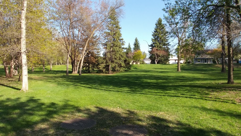 Frasers Grove Park | 85 Frasers Grove, Winnipeg, MB R2K, Canada | Phone: (204) 986-6000
