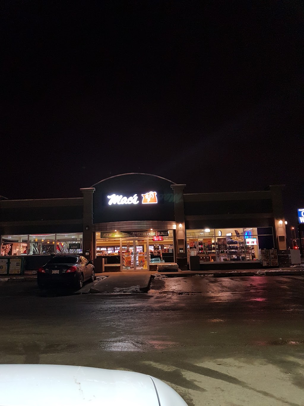 Circle K | 3 McLeod Ave, Spruce Grove, AB T7X 4B8, Canada | Phone: (780) 962-8629