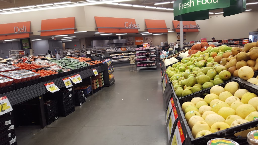 Walmart Kelowna Supercentre | 1555 Banks Rd, Kelowna, BC V1X 7Y8, Canada | Phone: (250) 860-8811