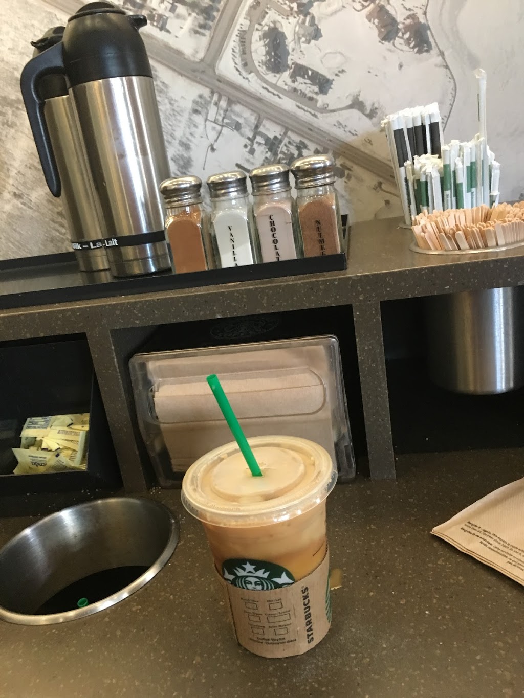 Starbucks | 108 Jozo Weider Blvd, The Blue Mountains, ON L9Y 3Z2, Canada | Phone: (705) 444-4553