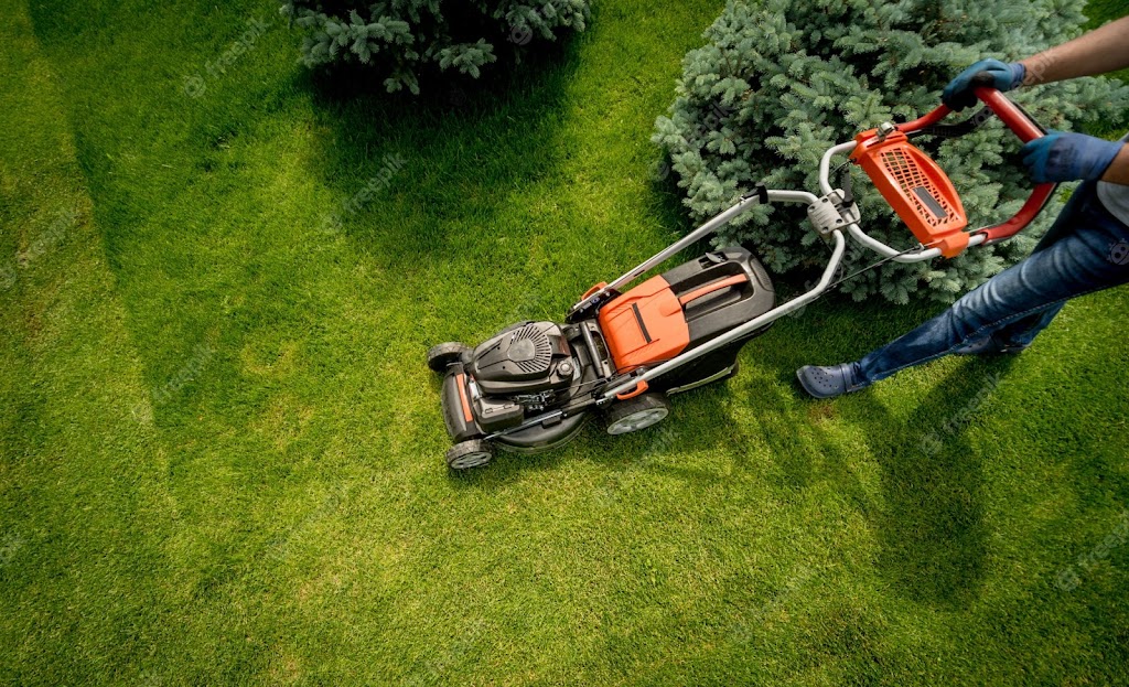 Grassroots Urban Landscaping & Tree Removal | 67 Northcliffe Dr, Winnipeg, MB R2C 4K4, Canada | Phone: (204) 400-5602