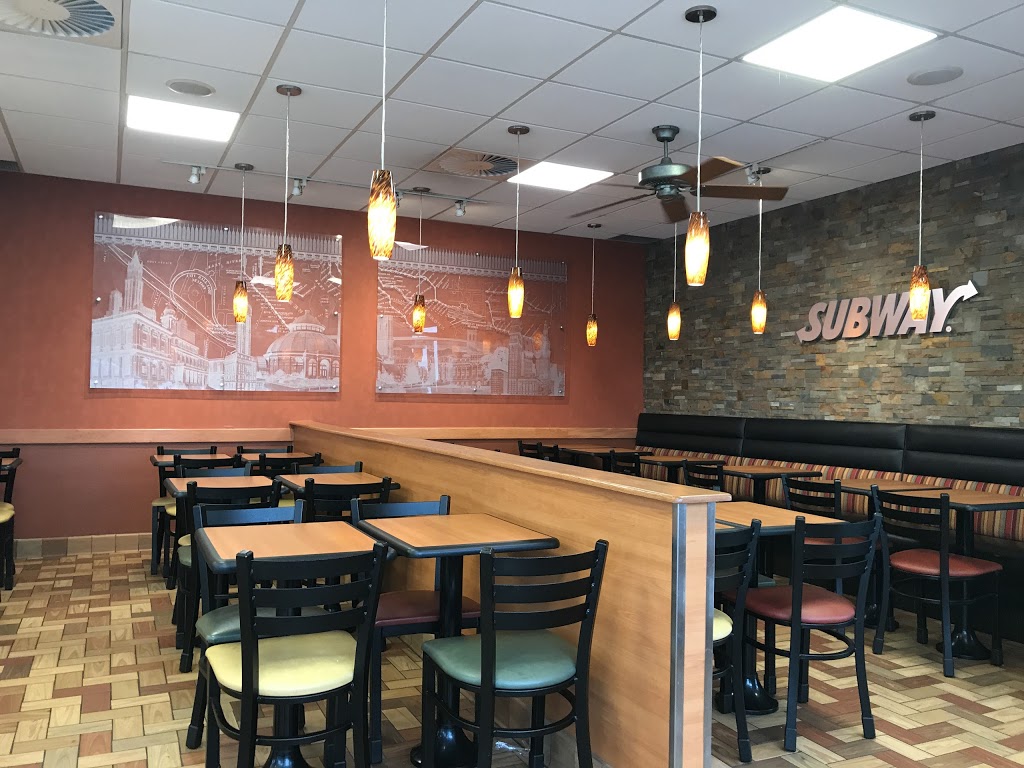 Restaurant SUBWAY | 121 Boulevard Laurier, Laurier-Station, QC G0S 1N0, Canada | Phone: (418) 728-4444