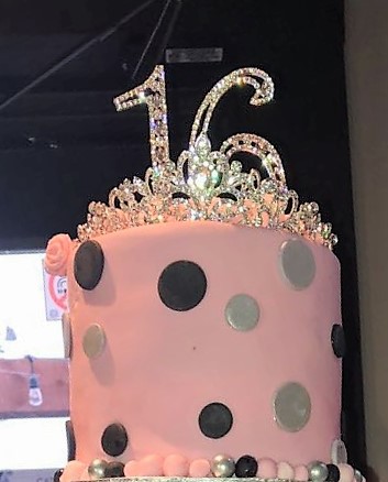 Creative Cakes & Sweets | 60 Sydenham Wells, Barrie, ON L4M 6R4, Canada | Phone: (705) 725-4435