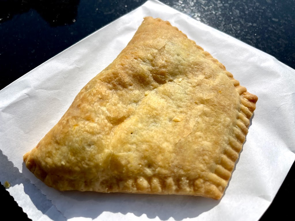 Allans Pastry Shop | 3056 Don Mills Rd E, North York, ON M2J 3B6, Canada | Phone: (416) 494-5438