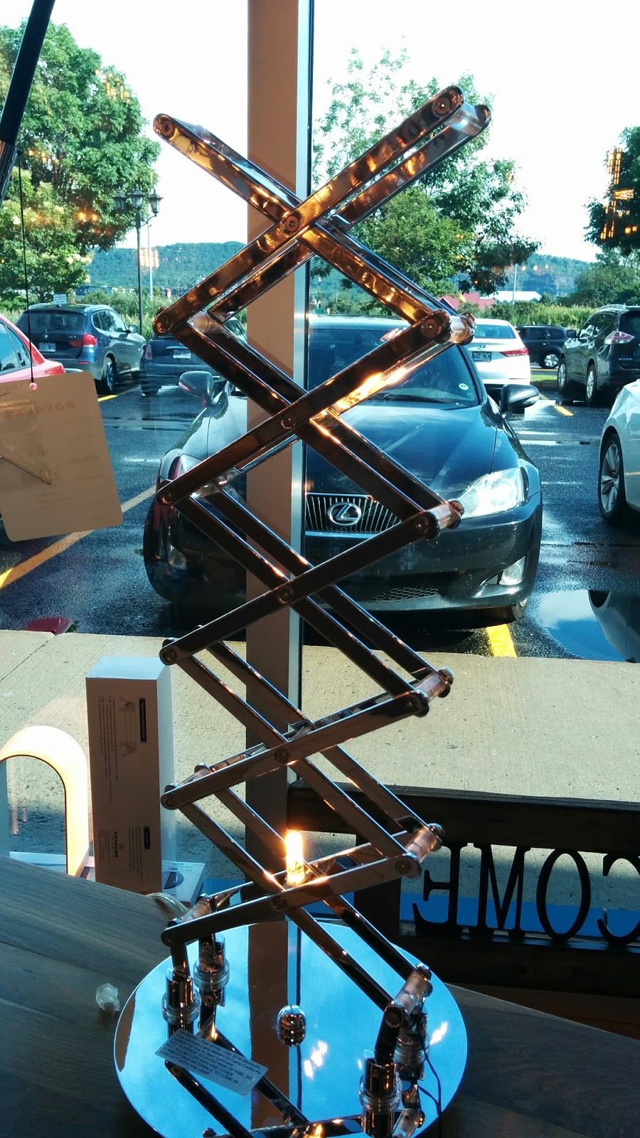 Royaume Luminaire Ste-Julie Inc. | 633 Boulevard Armand-Frappier #101, Sainte-Julie, QC J3E 3R4, Canada | Phone: (450) 649-7860