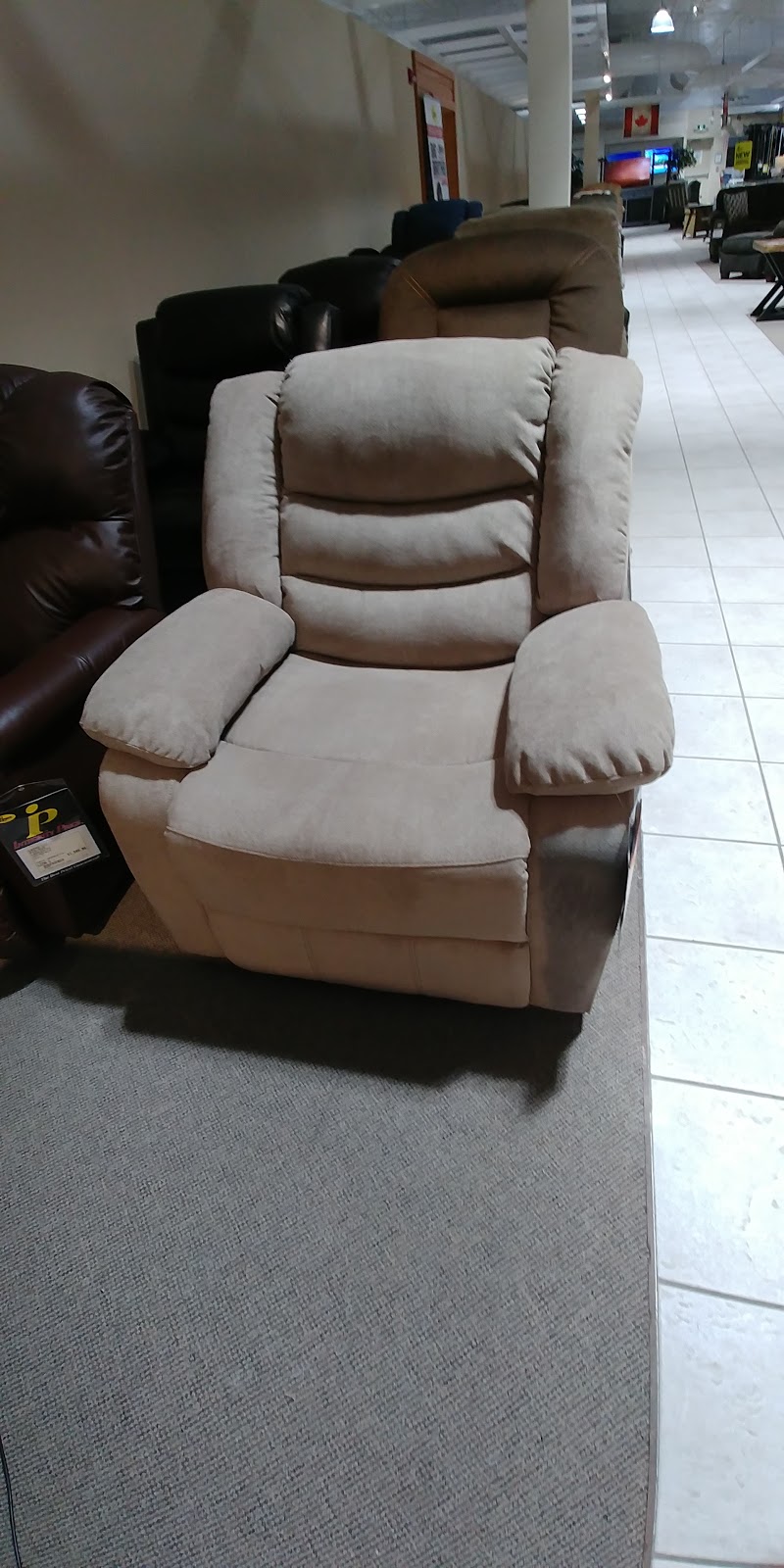 Leons Furniture | 67 Silverwood Dr, Huntsville, ON P1H 1K1, Canada | Phone: (705) 789-5589