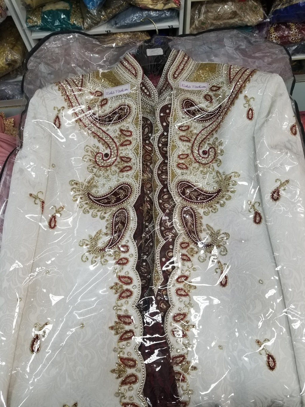 Esha Fashion Inc | 2575 Steeles Ave E, Brampton, ON L6T 5T1, Canada | Phone: (905) 792-7508