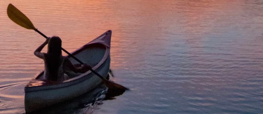 PADDLE ON | John St N, Mississauga, ON L5H 2E9, Canada | Phone: (647) 880-0542