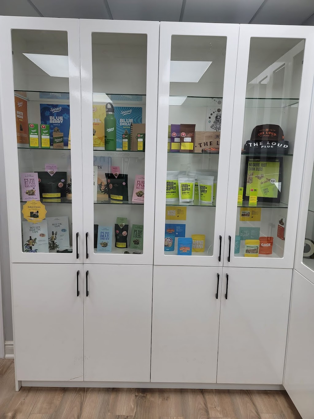 Growcery Cannabis | 178 Queen St W, Brampton, ON L6X 1V6, Canada | Phone: (437) 335-3873