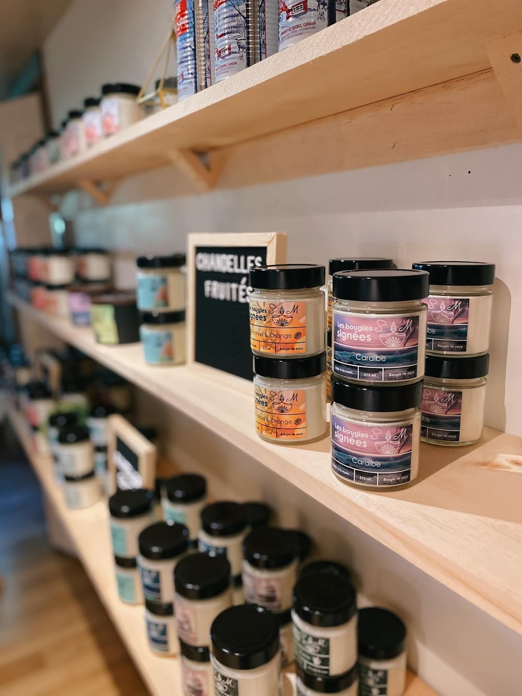 Les Bougies Signées SM | 231 Rue de la Montagne, Papineauville, QC J0V 1R0, Canada | Phone: (819) 210-4156