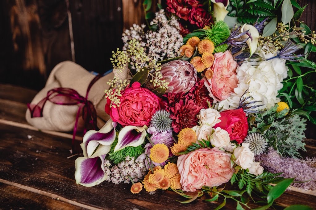 Bespoke Blossoms | 2616 Bridge St, Victoria, BC V8T 4S9, Canada | Phone: (250) 382-0243