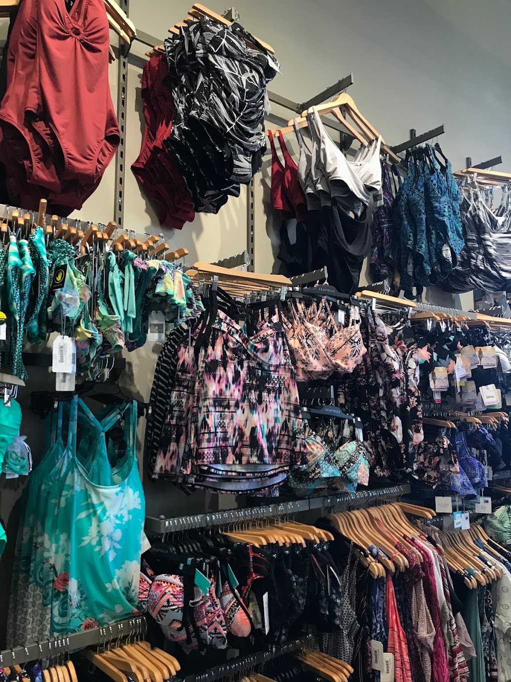 Currents Sun & Swimwear | 5166 Windermere Blvd, Edmonton, AB T6W 0L9, Canada | Phone: (587) 759-7916