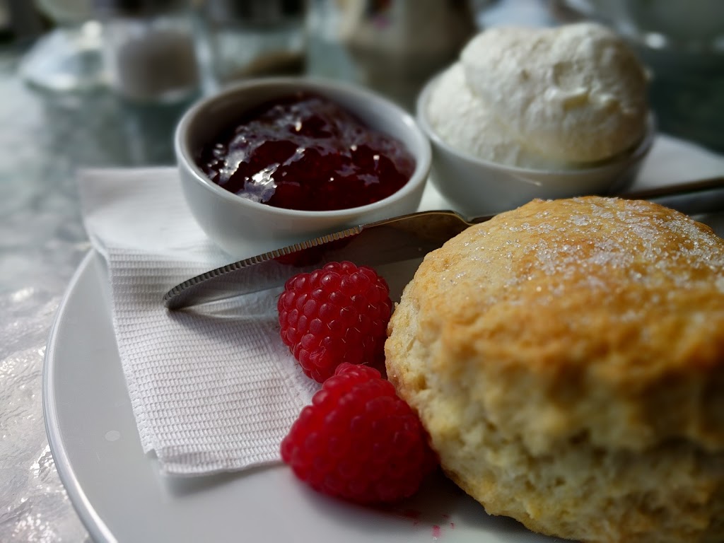 The Boathouse Tea Room 116 Gordon St Guelph On N1h 4h6