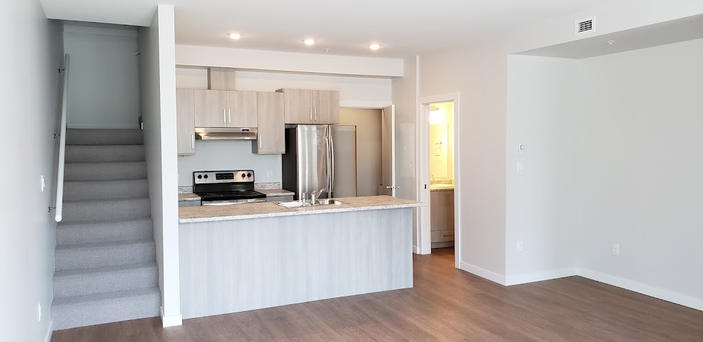 Magnolia Townhomes | 3690 Country Club Dr, Nanaimo, BC V9T 1T8, Canada | Phone: (250) 755-1633
