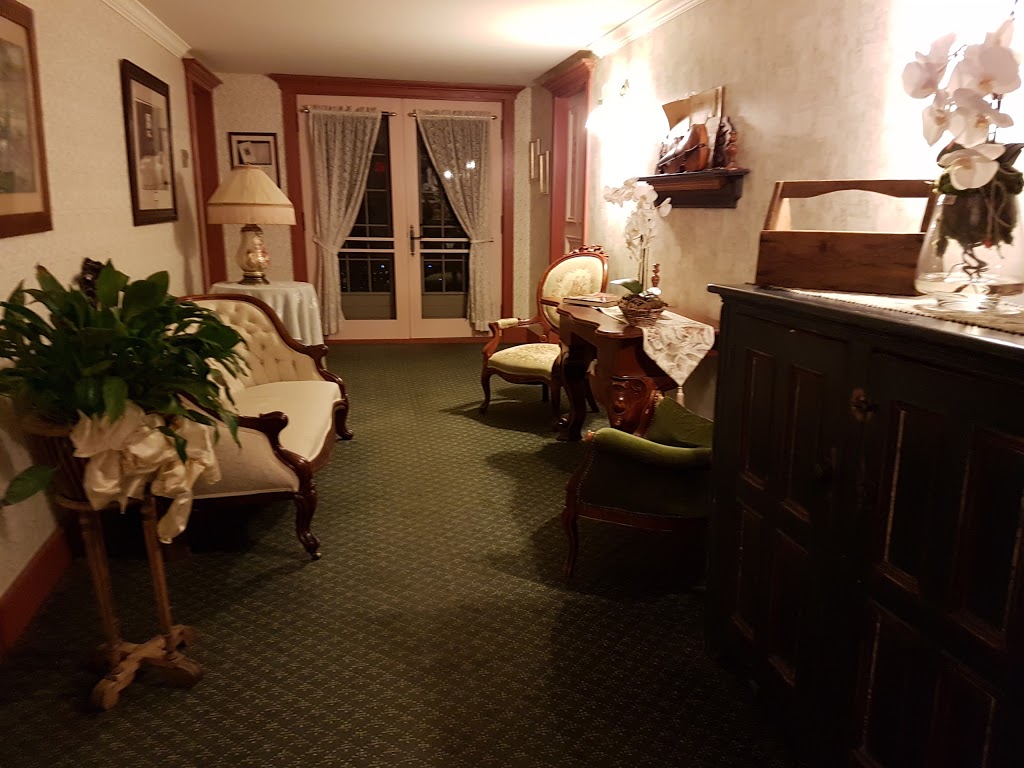 Auberge Lakeview Inn | 50 Rue Victoria, Knowlton, QC J0E 1V0, Canada | Phone: (450) 243-6183