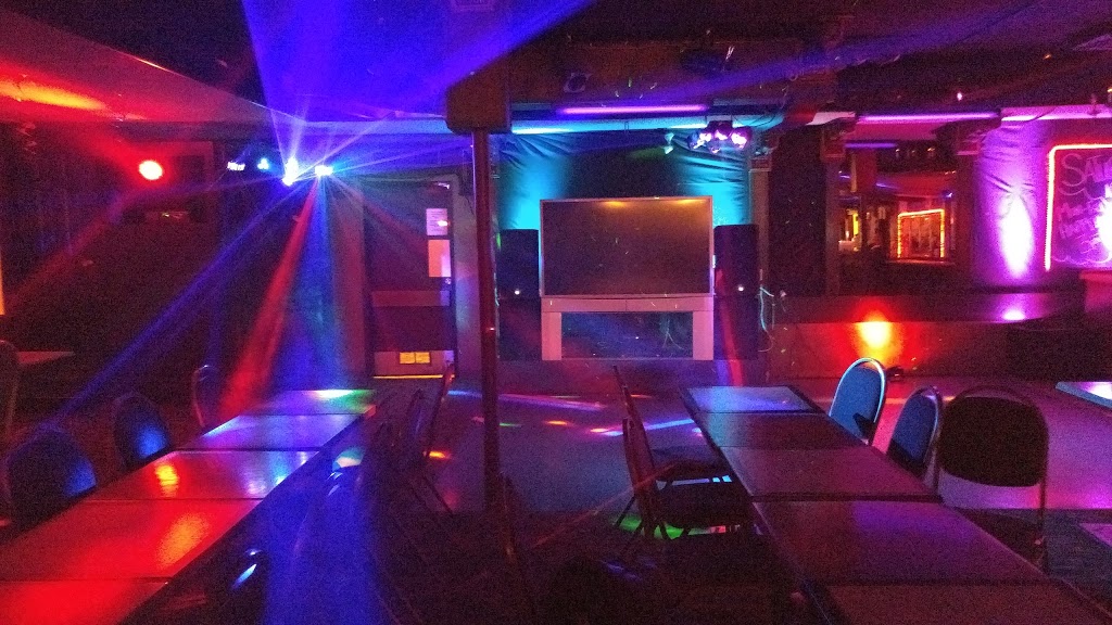 Red Baron Inn | 5011 50 St, Barrhead, AB T7N 1L1, Canada | Phone: (780) 674-2336