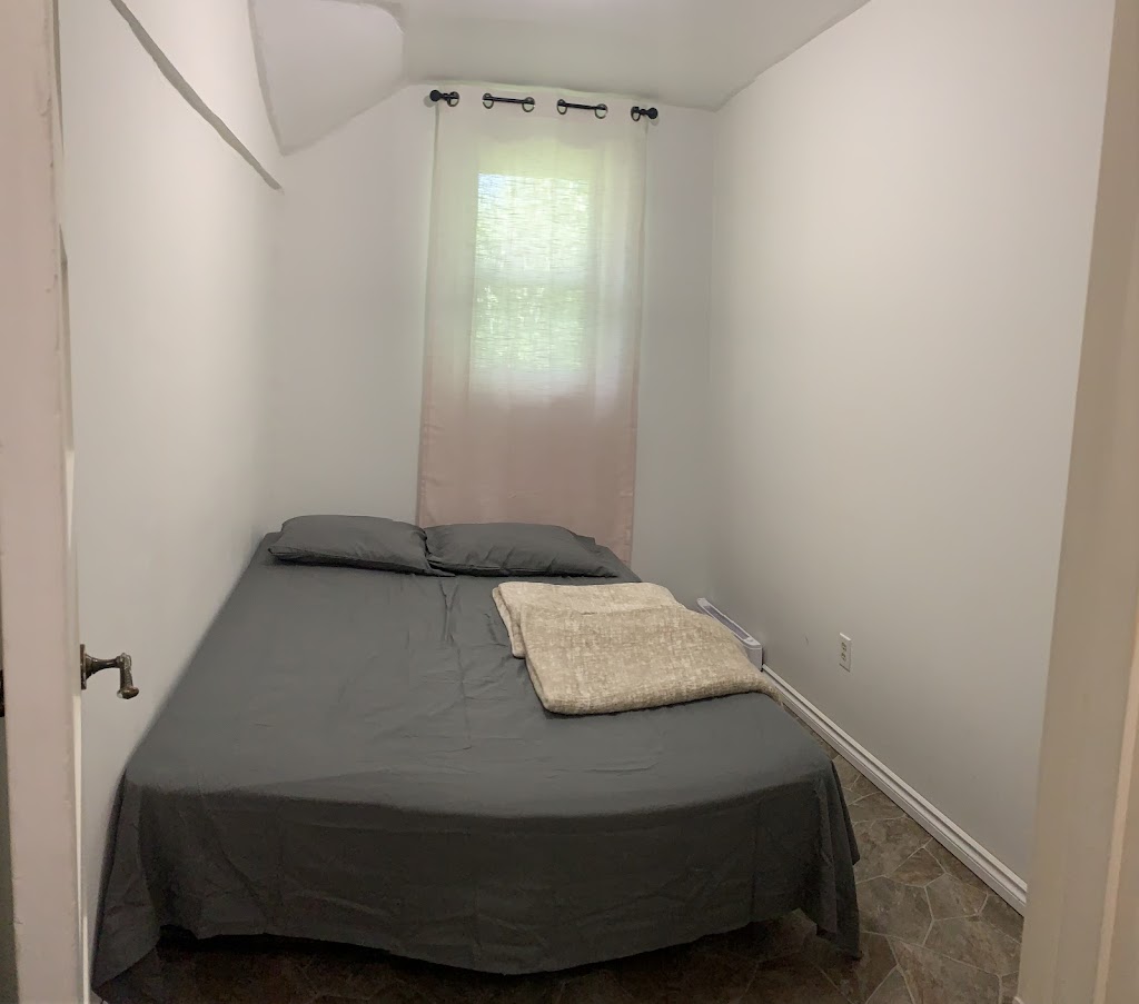 Rental Cottage Sandyhook Gimli MB | 34 11 Ave, Sandy Hook, MB R0C 2W0, Canada | Phone: (204) 881-6882