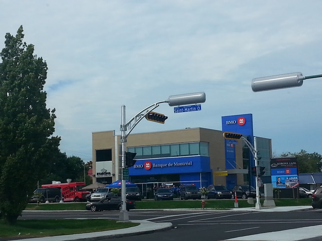 BMO Banque de Montréal | 3925 Boulevard Saint-Martin O, Laval, QC H7T 1B5, Canada | Phone: (450) 682-6383