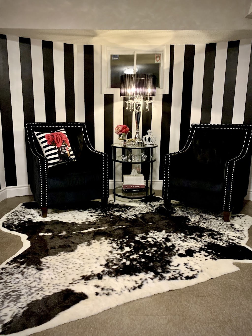 Rosewater Beauty | 190 Dunlop St E Lower Level, Barrie, ON L4M 1B3, Canada | Phone: (705) 252-3255