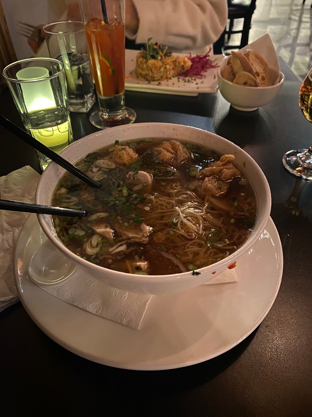 Pho & co | 138 Boul Labelle, Rosemère, QC J7A 2H1, Canada | Phone: (514) 666-8438