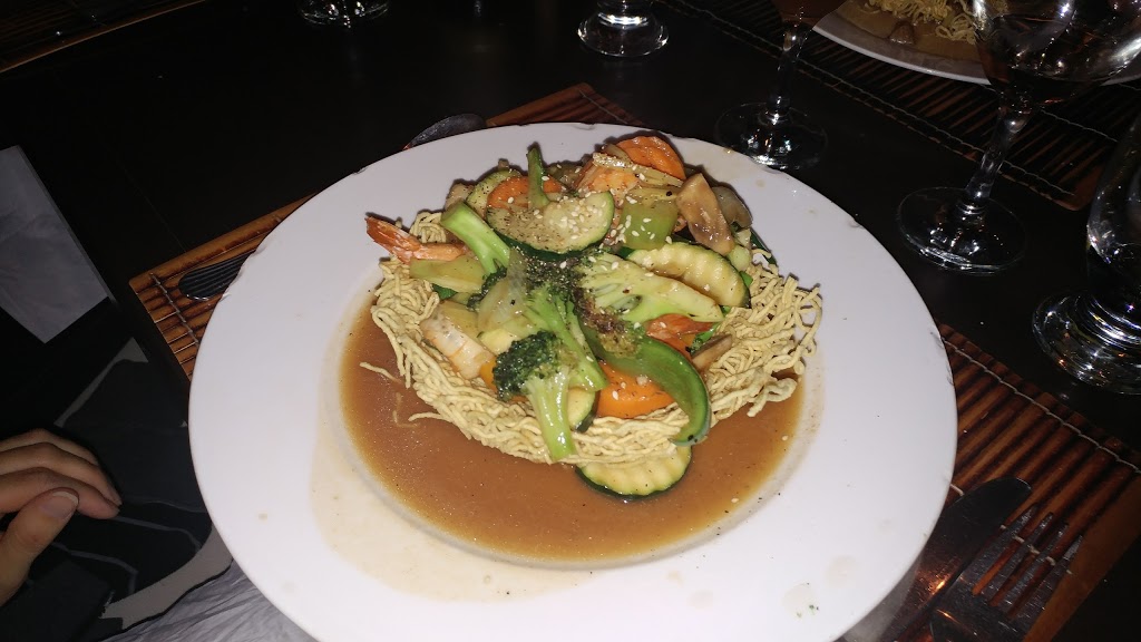 Restaurant Chez Lien | 380 QC-132 #200, Saint-Constant, QC J5A 2L5, Canada | Phone: (450) 993-1645