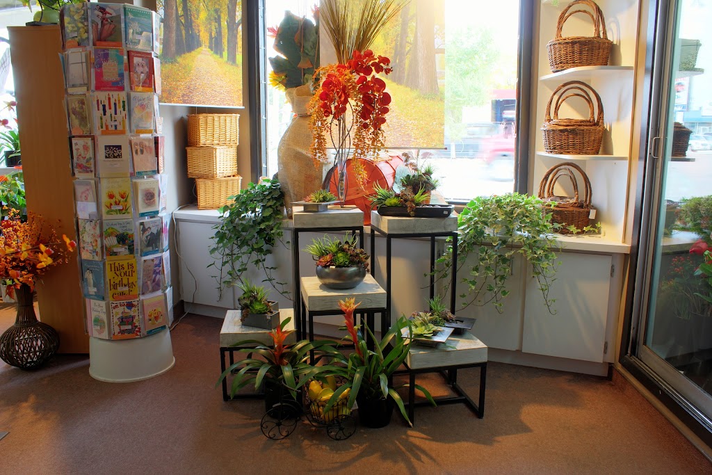 Arts Flowers Ltd. | 974 St Marys Rd, Winnipeg, MB R2M 3S1, Canada | Phone: (204) 253-0961