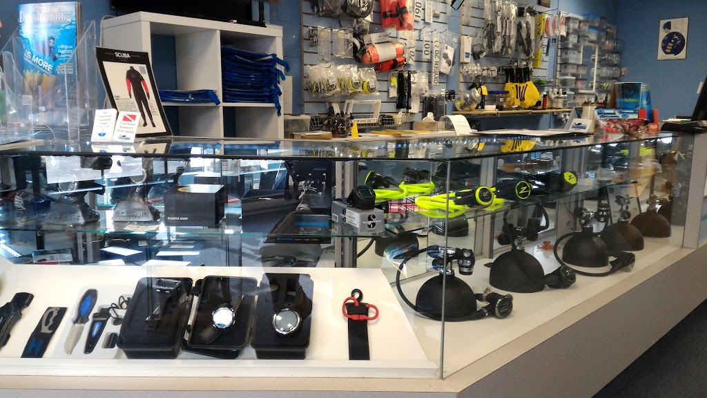 Tri-City Scuba Centre | 8-300 Trillium Dr, Kitchener, ON N2E 2K6, Canada | Phone: (519) 581-1044