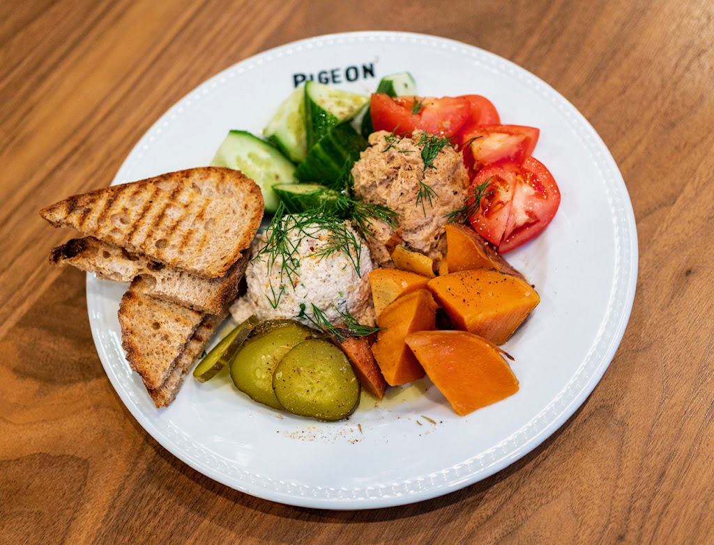 Pigeon Café | 3836 Boulevard Cote Vertu Ouest, Saint-Laurent, QC H4R 1P8, Canada | Phone: (514) 337-9676