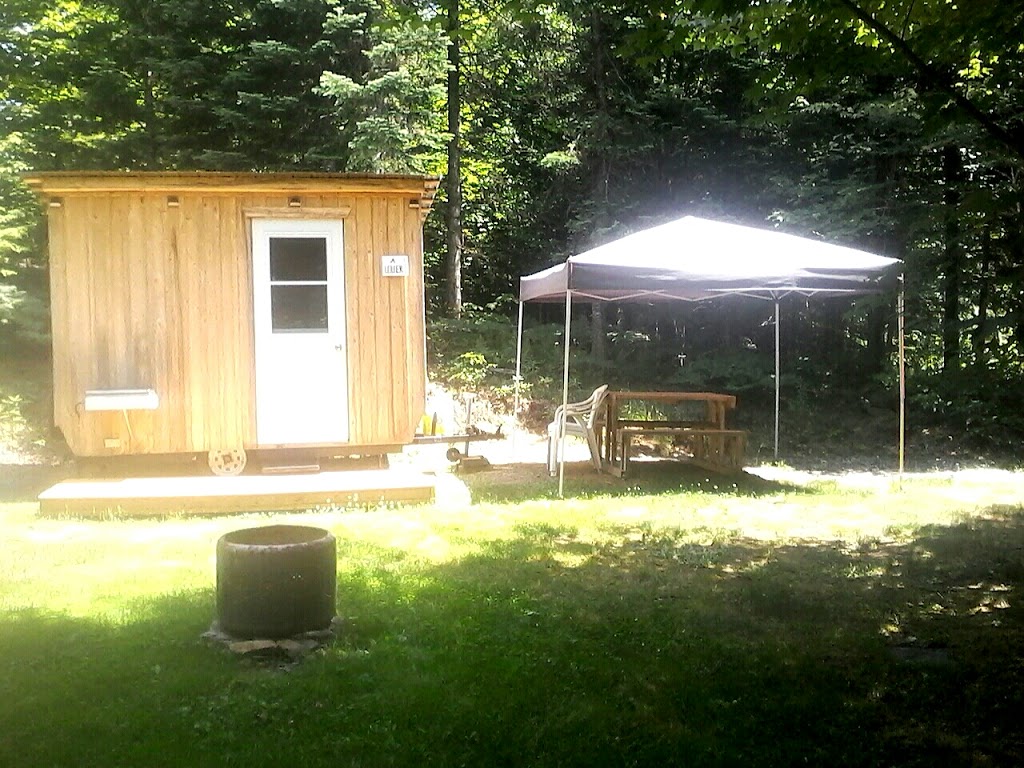 Camping Villette | 94 Chemin du Milieu, Saint-Herménégilde, QC J0B 2W0, Canada | Phone: (819) 849-6273