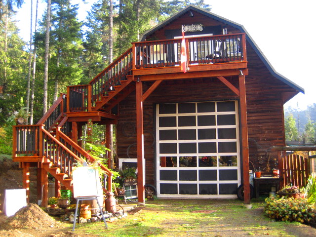 Kivari Studio | 941 Arden Rd, Victoria, BC V9C 4G3, Canada | Phone: (250) 474-7403