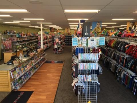 Once Upon A Child - Hamburg, NY | 4271 Lake Ave, Blasdell, NY 14219, USA | Phone: (716) 235-8835