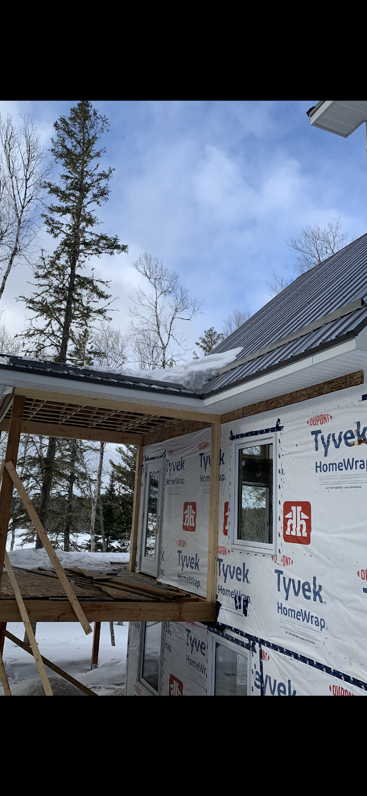 MT Roofing / Maintenance INC | 144 Edinburgh Dr, Moncton, NB E1E 2K7, Canada | Phone: (506) 381-0660