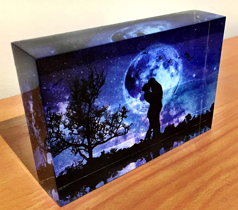 Acrylic Custom Design | 721 Bayview Dr, Barrie, ON L4N 9A5, Canada | Phone: (705) 737-9180