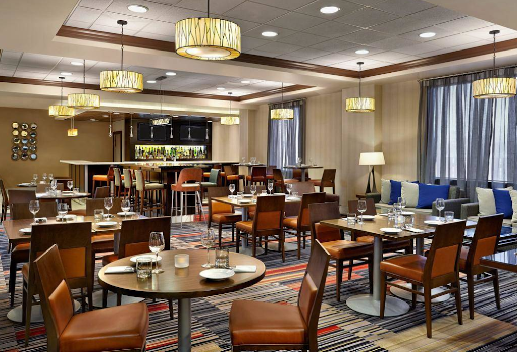 Ozs Bar & Bistro Co. | 547 King St N, Waterloo, ON N2L 5Z7, Canada | Phone: (519) 884-0100
