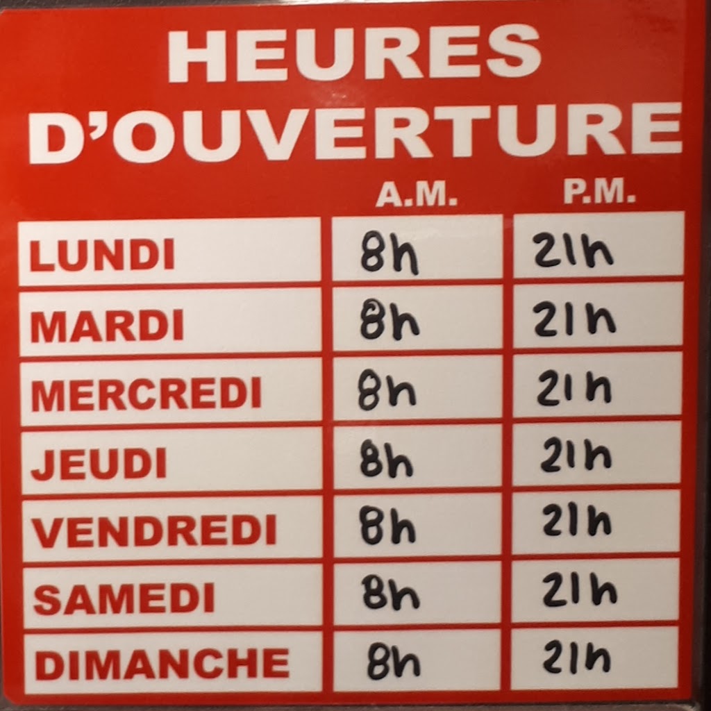 Marché Richelieu - Marché 424 (La Tuque) Inc. | 424 Rue St Joseph, La Tuque, QC G9X 1M2, Canada | Phone: (819) 523-2768