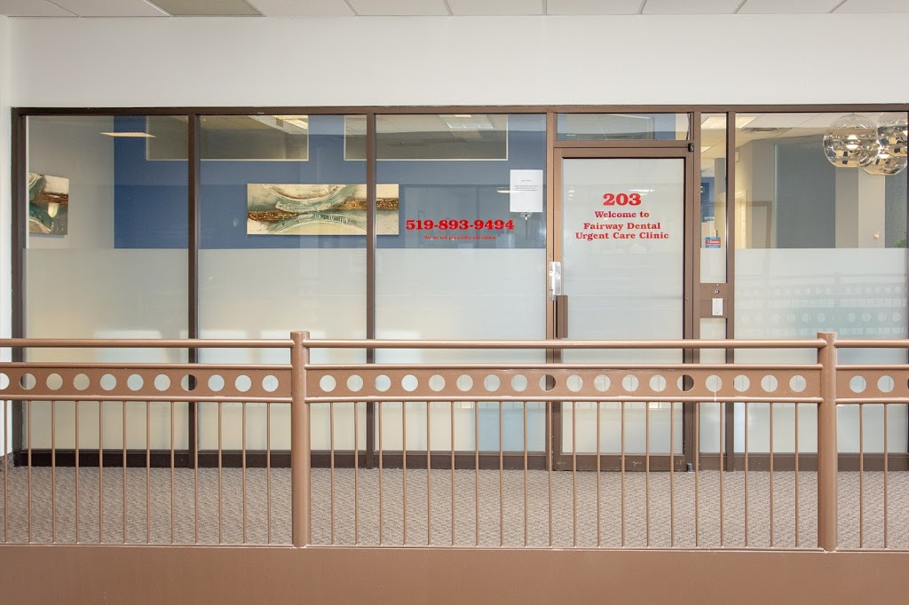 Fairway Dental Clinic | 385 Fairway Rd S Unit # 203, Kitchener, ON N2C 2N9, Canada | Phone: (519) 893-9494