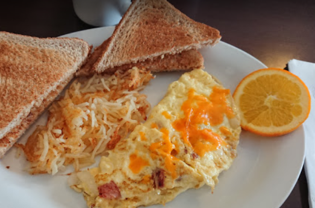Anaiahs Family Restaurant | 5728 47 Ave, Stettler, AB T0C 2L1, Canada | Phone: (403) 742-5223