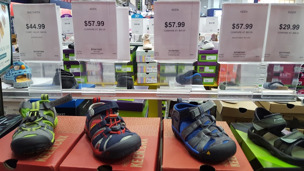 The Shoe Company | 33 Mapleview Dr E UNIT 6, Barrie, ON L4N 9H5, Canada | Phone: (705) 727-0935