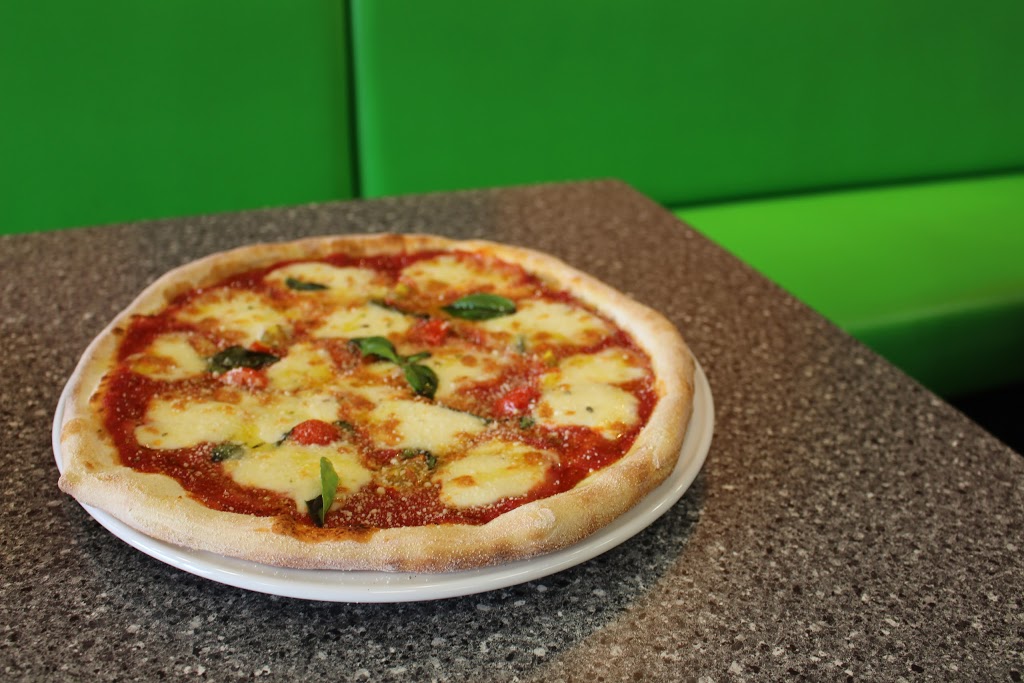 Applestone Pizzeria | 1900 Appleby Line, Burlington, ON L7L 0B7, Canada | Phone: (905) 331-1003
