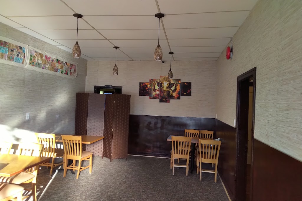 Hotel Dinosaur & Newcastle Bar | 1220 Newcastle Trail, Drumheller, AB T0J 0Y2, Canada | Phone: (403) 823-7606