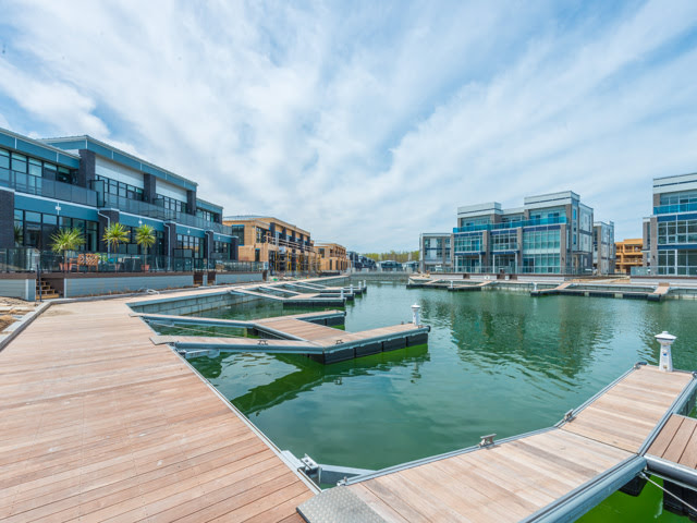 Friday Harbour Resort | 391 Big Bay Point Rd, Innisfil, ON L9S 2N9, Canada | Phone: (833) 812-8880