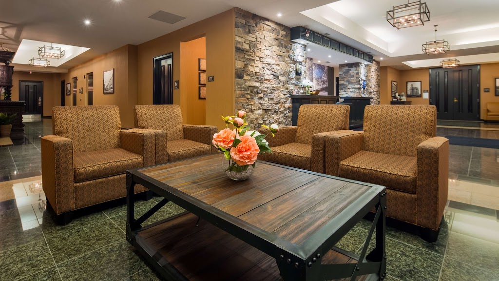 Best Western Plus Perth Parkside Inn & Spa | 82 Peter St, Perth, ON K7H 1S2, Canada | Phone: (613) 326-0082