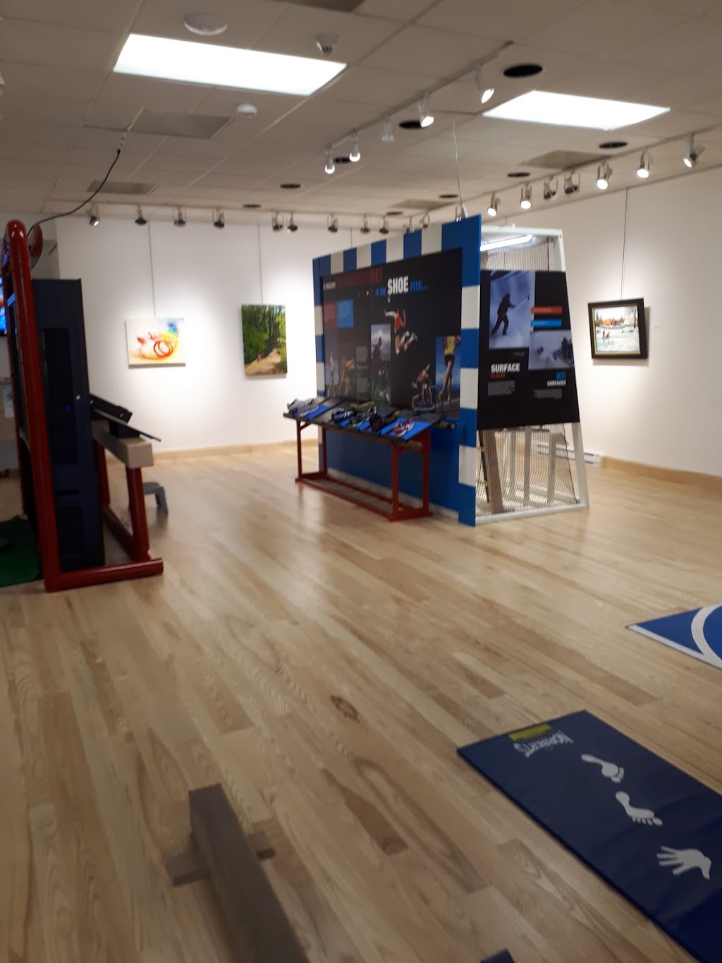 Hôtel de ville de Blainville | 1000 Chem. du Plan Bouchard, Blainville, QC J7C 3S9, Canada | Phone: (450) 434-5200