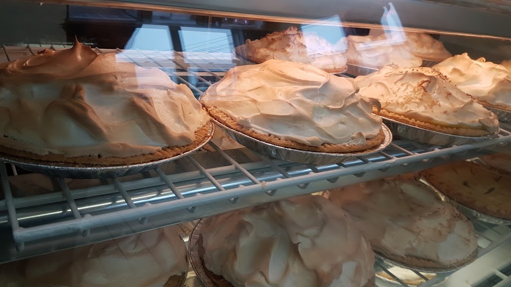 Freds Bakery | 2488 Acadie Rd, Cap-Pelé, NB E4N 1C9, Canada | Phone: (506) 577-4347