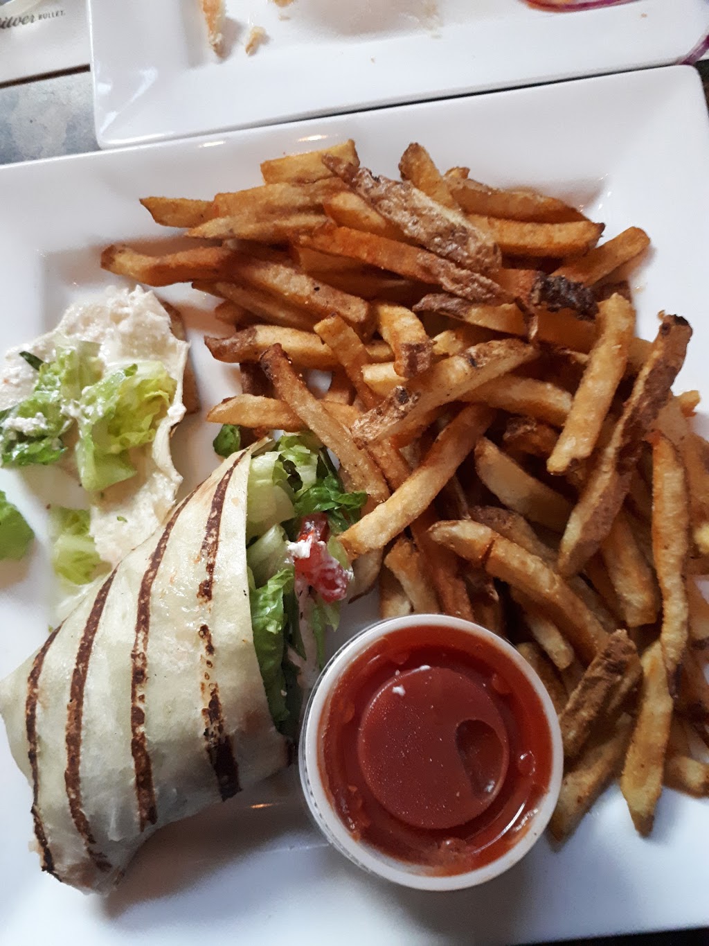 R U Serious Tap & Grill | 130 Silvercreek Pkwy N, Guelph, ON N1H 7Y5, Canada | Phone: (519) 766-0230