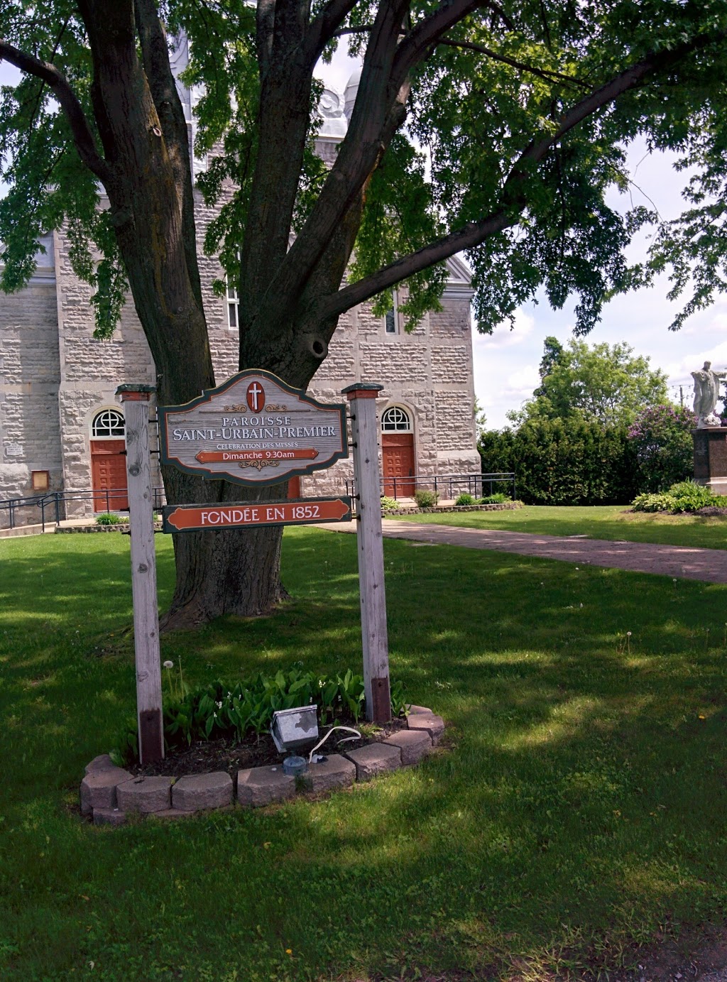 Eglise St Urbain | 209 Rue Principale, Saint-Urbain-Premier, QC J0S 1Y0, Canada | Phone: (450) 427-2331